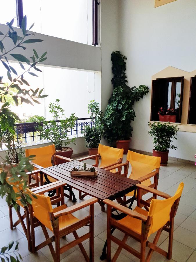Pegasus Hotel & Coastal Cafe Kala Nera Buitenkant foto