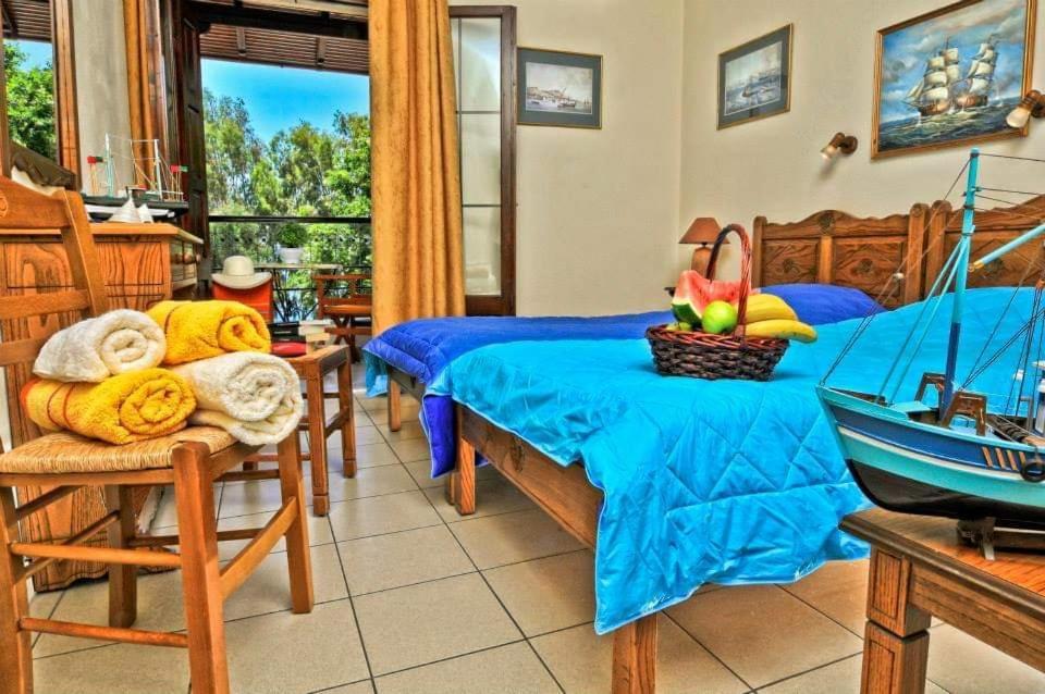 Pegasus Hotel & Coastal Cafe Kala Nera Buitenkant foto